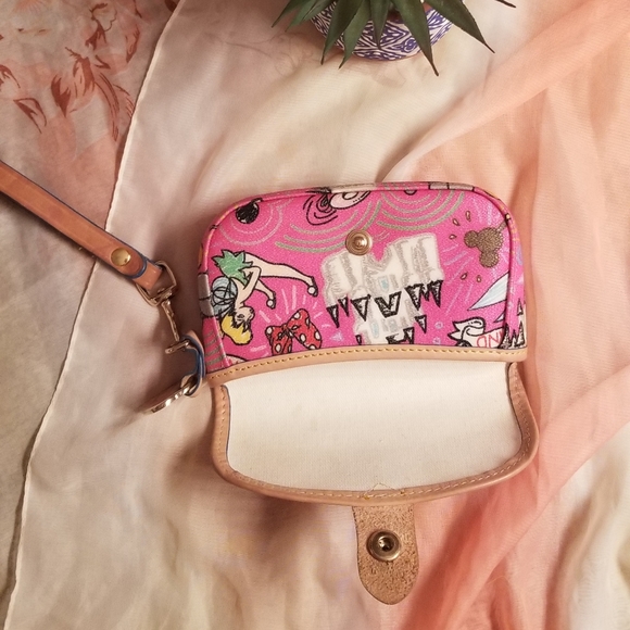 D&B Disney Pink Wristlet - Picture 3 of 5